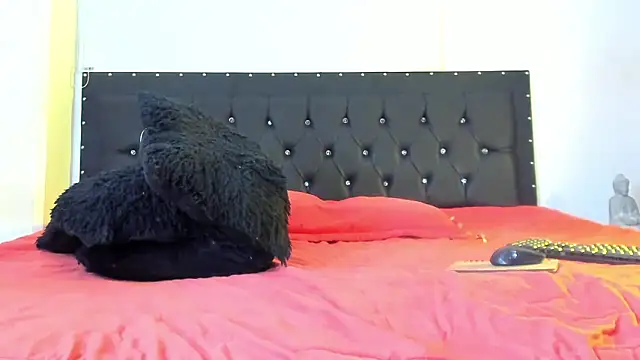 Snapshot of doll_celeste20 chatting on 09/12/25, 03:28 doll celeste20 online show from 09/12/25, 03:28