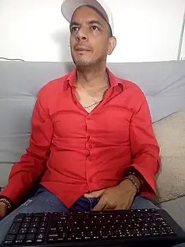 latinmartin73 online show from 02/08/25, 10:40