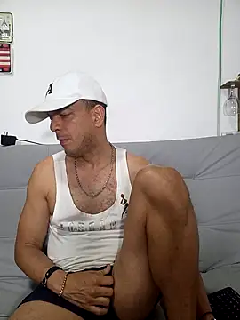 latinmartin73 online show from 02/14/25, 02:39