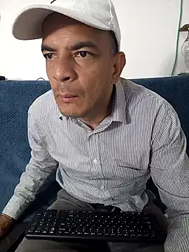 latinmartin73 online show from 03/12/25, 12:42