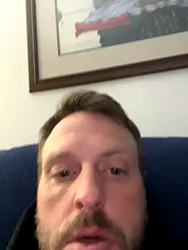 Snapshot of ScarletCeiling87 chatting on 11/08/25, 06:46 ScarletCeiling87 online show from 11/08/25, 06:46