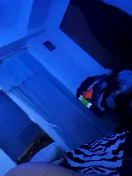 jovenestraviesos online show from 03/19/25, 10:53