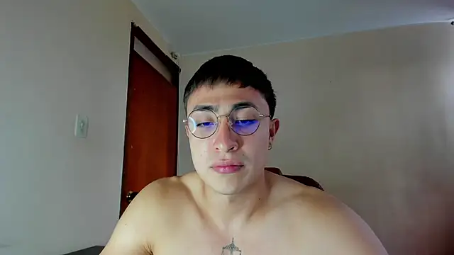 Leoknight online show from 02/06/25, 08:56