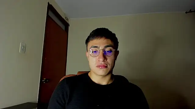 Leoknight online show from 02/15/25, 02:37