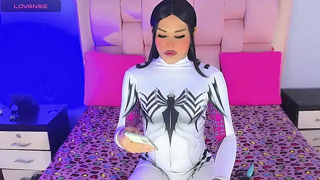 Aistrid gate online show from 10/30/25, 02:18