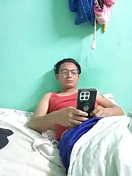 Andresguz35 online show from 03/09/26, 04:05