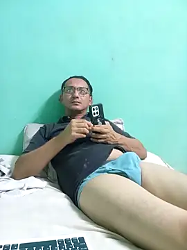 Andresguz35 online show from 03/19/26, 03:10