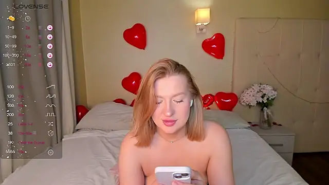 Emma  Leee online show from 02/16/25, 04:09