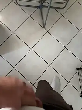 mj23641 online show from 12/01/25, 04:01