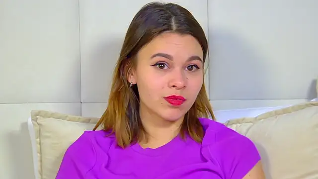 Snapshot of PollyLanders chatting on 01/23/25, 03:43 PollyLanders online show from 01/23/25, 03:43