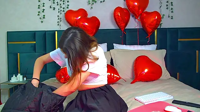 Snapshot of PollyLanders chatting on 02/10/25, 06:35 PollyLanders online show from 02/10/25, 06:35