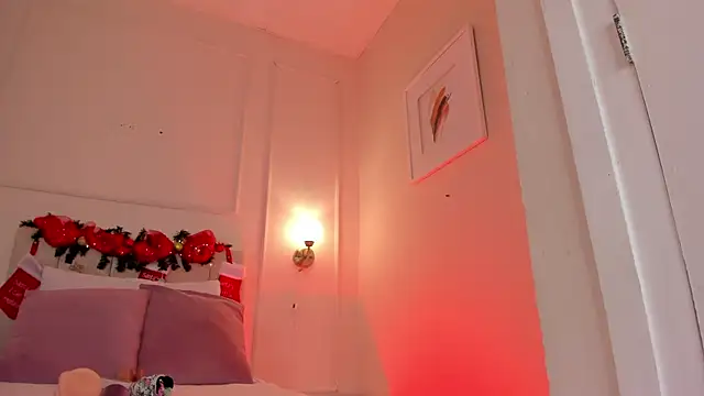 Snapshot of dani_skinny_ chatting on 12/18/24, 02:49 dani skinny  online show from 12/18/24, 02:49