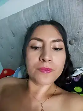 Snapshot of ELISA_90 chatting on 01/30/25, 01:11 ELISA 90 online show from 01/30/25, 01:11