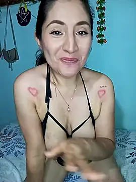 Snapshot of ELISA_90 chatting on 02/13/25, 02:23 ELISA 90 online show from 02/13/25, 02:23