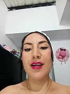 Snapshot of ELISA_90 chatting on 09/09/25, 09:36 ELISA 90 online show from 09/09/25, 09:36