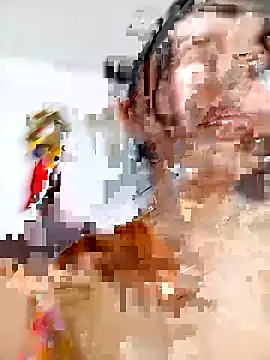 Snapshot of ELISA_90 chatting on 09/27/25, 05:07 ELISA 90 online show from 09/27/25, 05:07