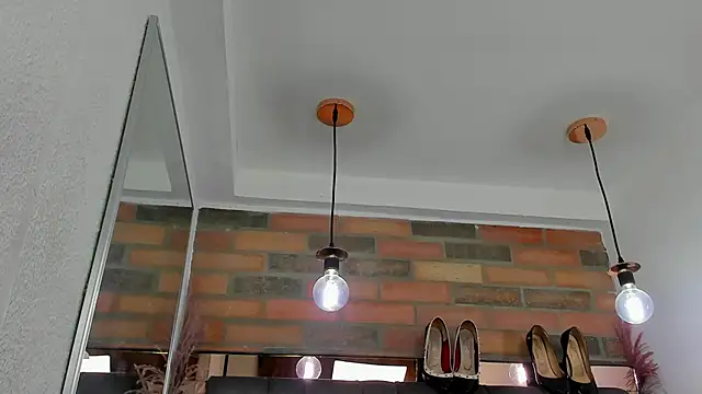 JESSYCORTES online show from 11/15/25, 02:13