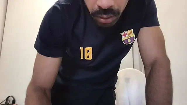 Lucascacaca online show from 04/13/26, 04:45