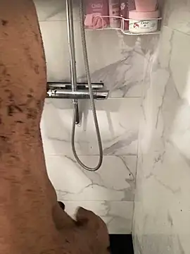 Lucascacaca online show from 05/18/26, 10:10