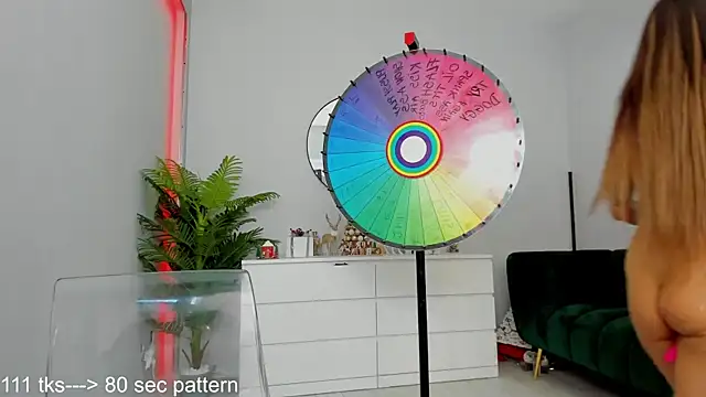 Snapshot of Jessy_Cruz chatting on 01/05/25, 12:10 Jessy Cruz online show from 01/05/25, 12:10