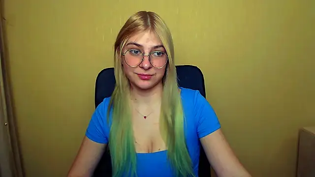 Luna Lush  online show from 01/25/25, 11:34