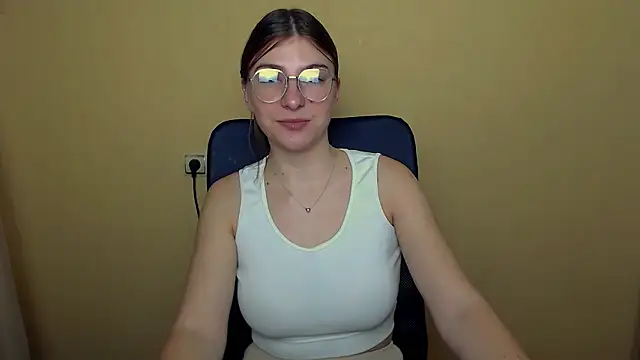 Luna Lush  online show from 11/06/25, 09:10