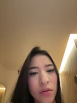 Snapshot of Sarah_cam06 chatting on 06/10/26, 12:00 Sarah cam06 online show from 06/10/26, 12:00