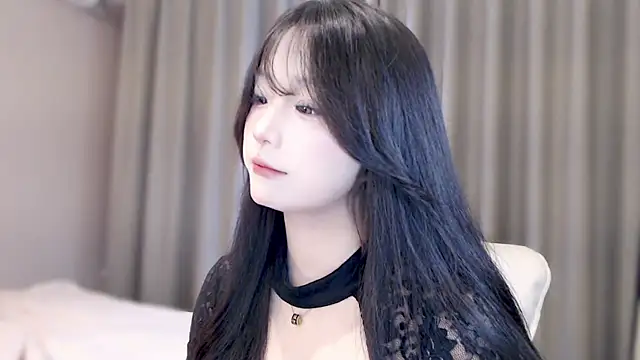 Snapshot of Legend-Night chatting on 12/10/24, 09:55 Legend-Night online show from 12/10/24, 09:55