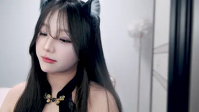 Snapshot of Legend-Night chatting on 01/20/25, 04:55 Legend-Night online show from 01/20/25, 04:55