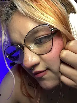 SophiaWeestt99 online show from 04/09/26, 06:19