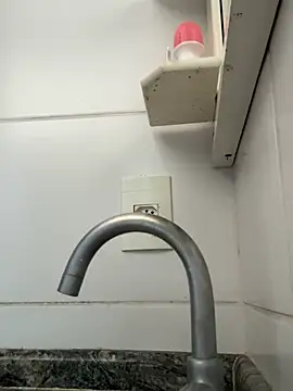 BetinaSoares online show from 02/12/26, 04:13