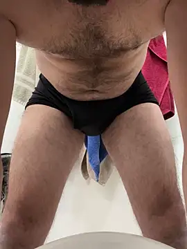 Snapshot of yododav28 chatting on 12/16/25, 04:50 yododav28 online show from 12/16/25, 04:50