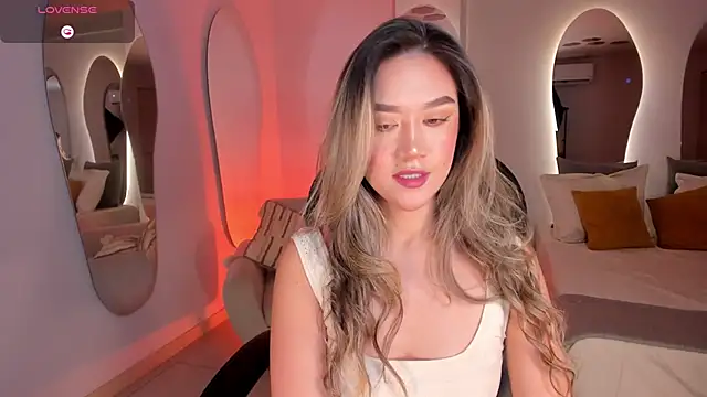 RebeccaHudson online show from 03/02/25, 11:09