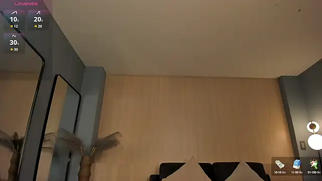 RebeccaHudson online show from 09/25/25, 07:06