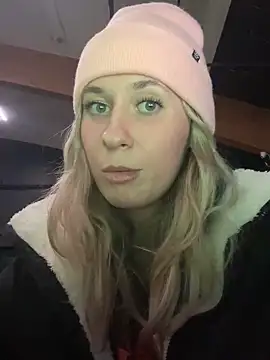 M1ssyk1ssy online show from 12/30/24, 10:12