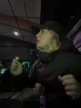 M1ssyk1ssy online show from 01/04/25, 12:05