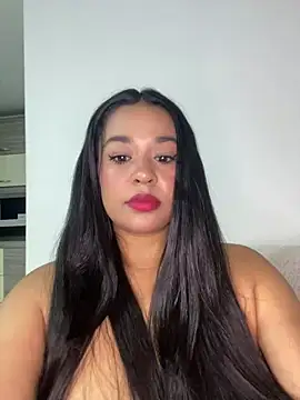 Snapshot of Aitana98_ chatting on 06/16/26, 01:19 Aitana98 online show from 06/16/26, 01:19