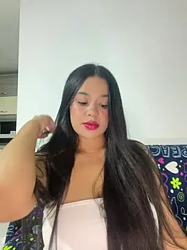 Snapshot of Aitana98_ chatting on 06/23/26, 01:25 Aitana98 online show from 06/23/26, 01:25