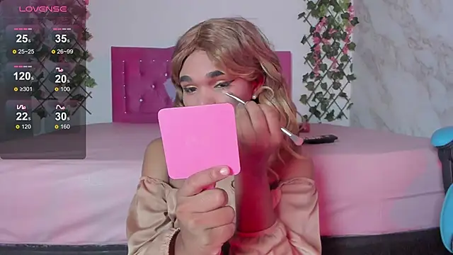 Snapshot of alexaa_cutee chatting on 12/23/24, 07:49 alexaa cutee online show from 12/23/24, 07:49