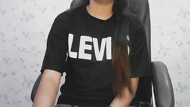 collage hoty online show from 02/05/26, 02:49