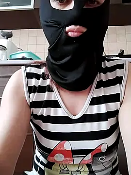 ladyrrr online show from 04/05/26, 01:19