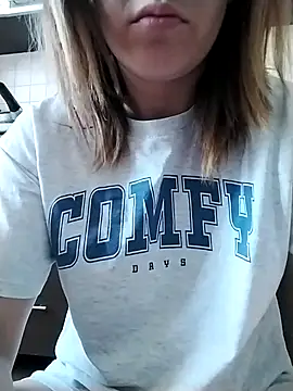 ladyrrr online show from 07/30/26, 07:29