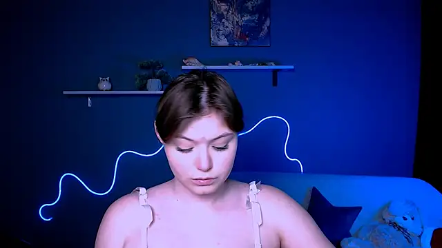 nikole kitt online show from 02/12/25, 12:16