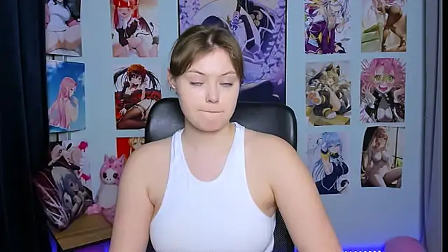 nikole kitt online show from 02/17/25, 10:47