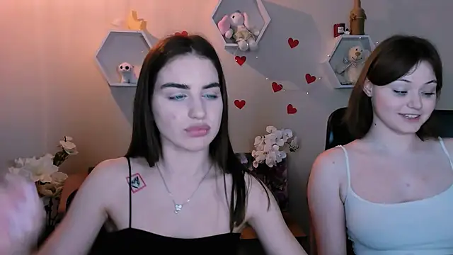 nikole kitt online show from 03/13/25, 01:43