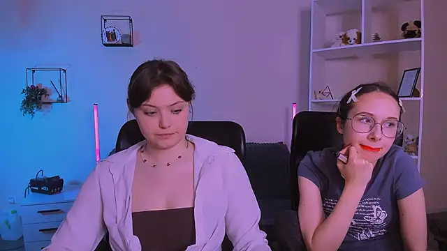 nikole kitt online show from 11/09/25, 08:07