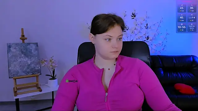 Snapshot of nikole_kitt chatting on 07/18/26, 06:34 nikole kitt online show from 07/18/26, 06:34
