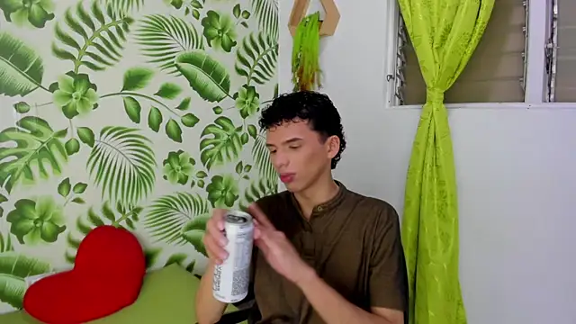 SEANTROYY online show from 03/22/25, 04:03