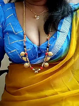 Snapshot of gaurika18 chatting on 02/21/25, 03:34 gaurika18 online show from 02/21/25, 03:34