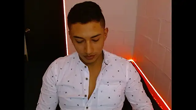 Davixx258 online show from 02/01/25, 03:07